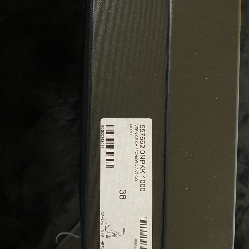 YSL Black and Gold Heels. NEVER WORN that comes with bag and box - Picture 5 of 5